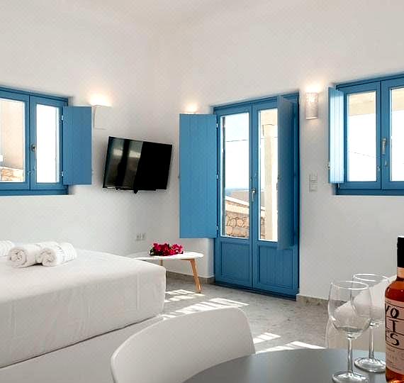 Camvillia Donoussa Village Suites